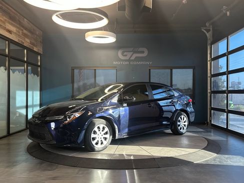 Used 2022 Toyota Corolla LE FWD image 7