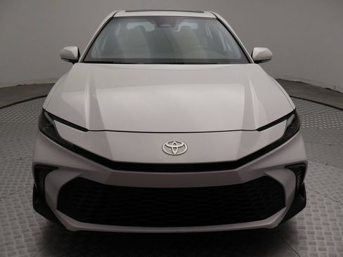 Used 2025 Toyota Camry SE w/ Multimedia Upgrade Package FWD image 5