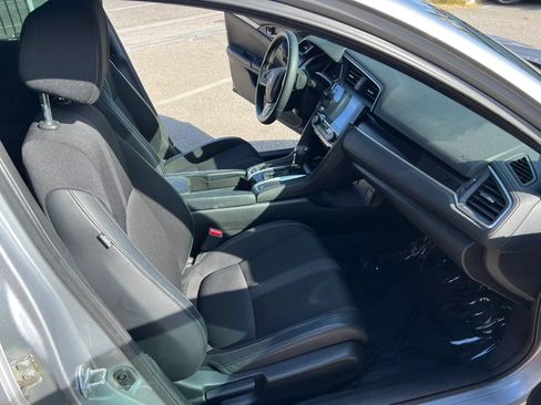 Used 2021 Honda Civic Sport image 10