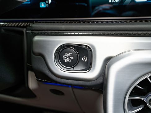 Used 2025 Mercedes-Benz G 63 AMG 4MATIC image 27