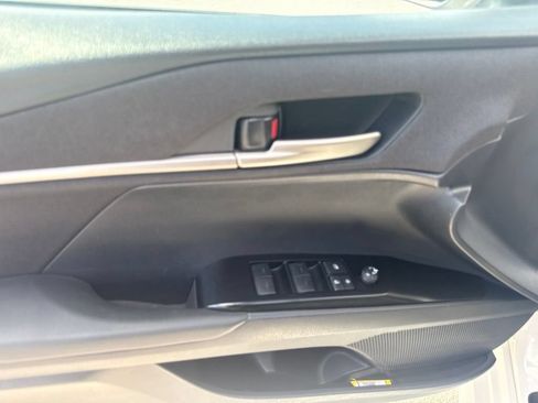 Used 2025 Toyota Camry LE FWD image 23