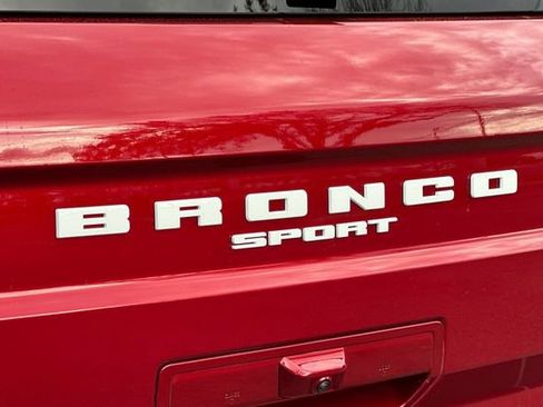 Used 2025 Ford Bronco Sport Outer Banks image 9