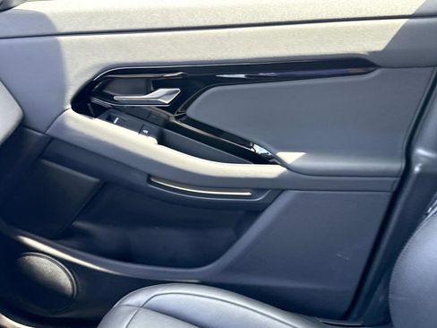 Certified 2025 Land Rover Range Rover Evoque S image 22