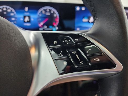 Used 2025 Mercedes-Benz CLA 250 4MATIC image 16