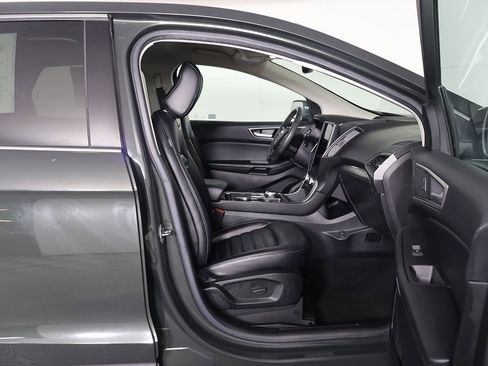 Used 2022 Ford Edge SEL w/ Convenience Package image 28