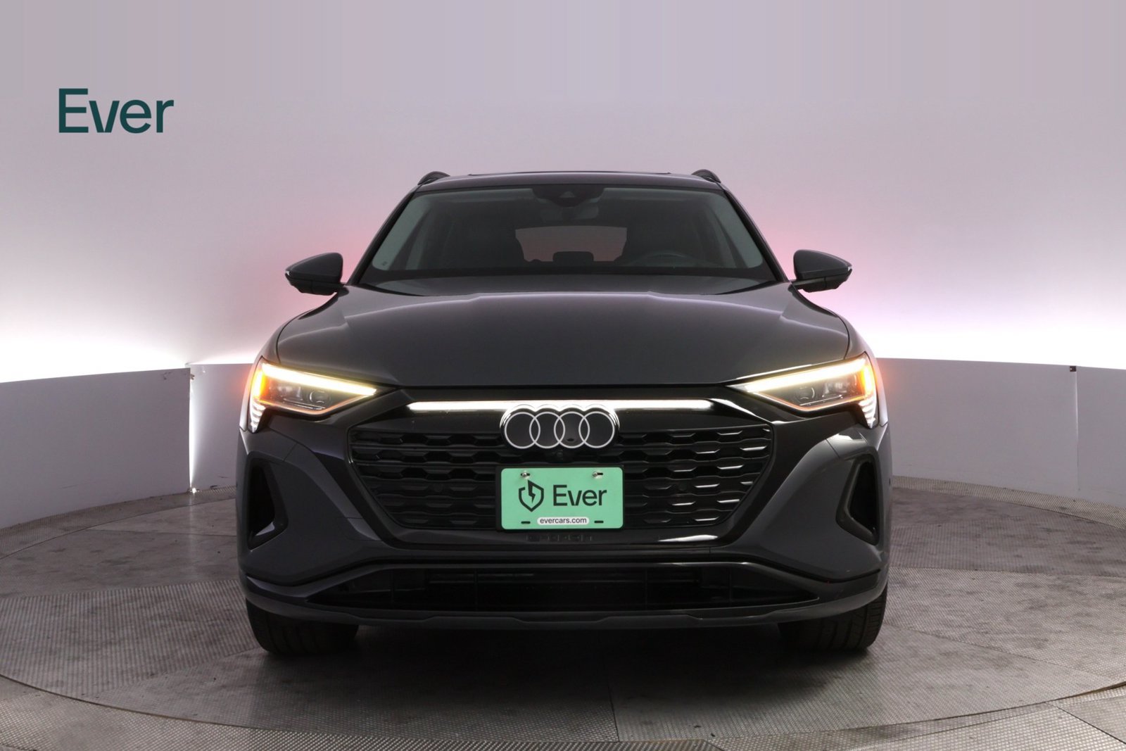 Used 2024 Audi Q8 e-tron Prestige w/ Prestige Package AWD/4WD image 12