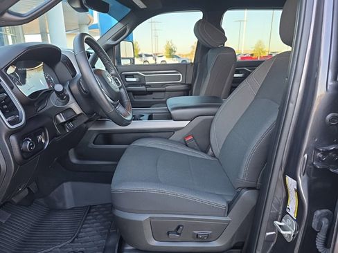 Used 2023 RAM 3500 Big Horn w/ Level 1 Equipment Group image 11