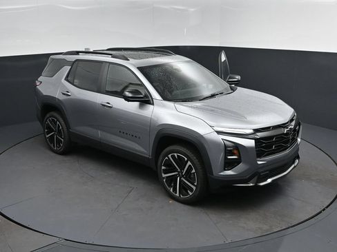 New 2026 Chevrolet Equinox RS w/ Convenience Package III FWD image 31