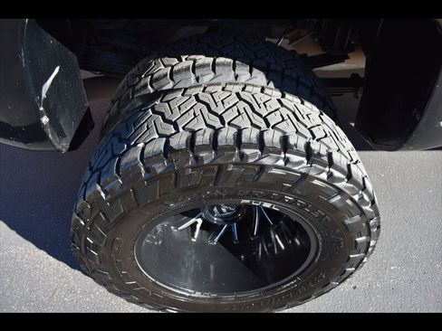 Used 2018 GMC Sierra 3500 Denali image 34