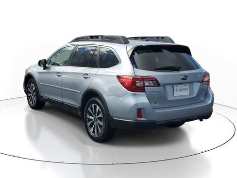 Used 2015 Subaru Outback 3.6R Limited AWD/4WD image 3