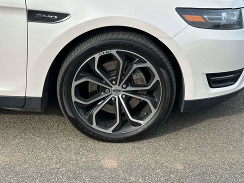 Used 2018 Ford Taurus SHO w/ Sho Performance Package image 6