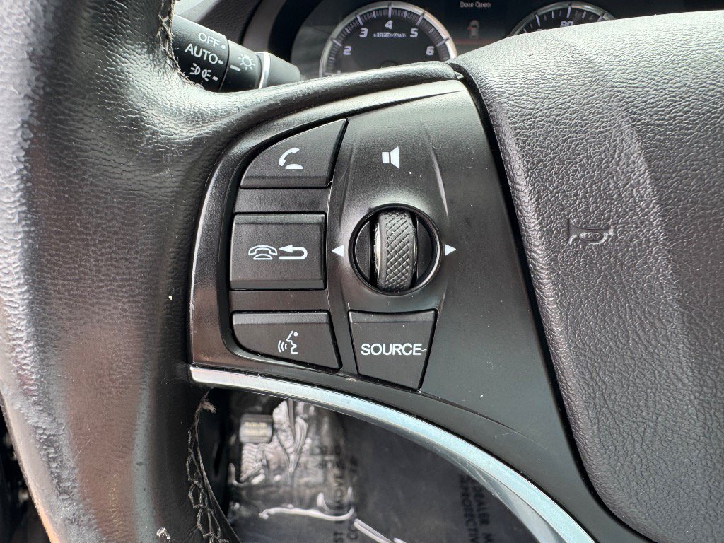 Used 2015 Acura MDX SH-AWD image 23