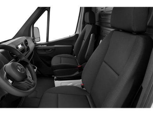 Used 2019 Mercedes-Benz Sprinter 2500 image 9