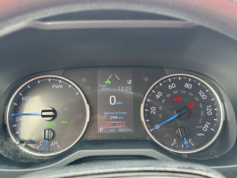 Certified 2020 Toyota RAV4 LE image 10