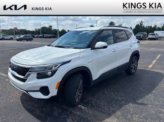 Used 2023 Kia Seltos S w/ Navigation Package AWD/4WD video 1