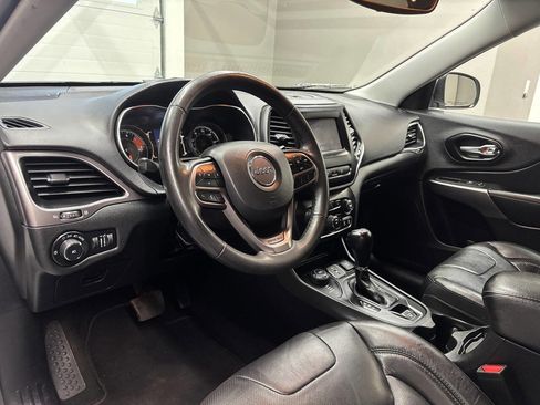 Used 2021 Jeep Cherokee Latitude Lux AWD/4WD image 14