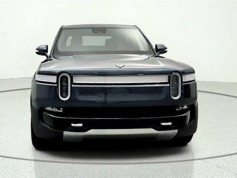Used 2022 Rivian R1T Adventure AWD/4WD image 2