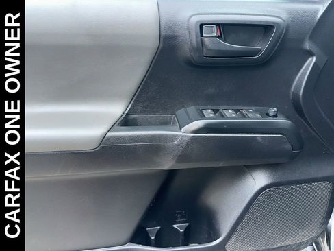 Used 2020 Toyota Tacoma SR AWD/4WD image 14