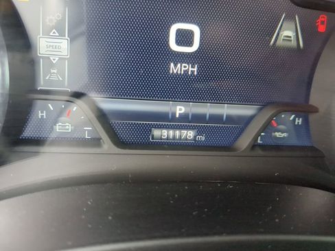 Used 2025 RAM 1500 Laramie w/ Sport Appearance Package image 17