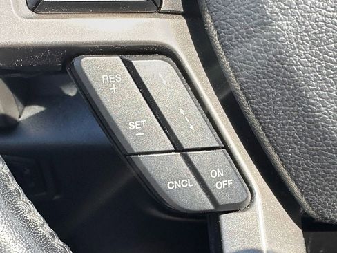 Used 2021 Ford Expedition XLT image 33