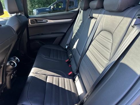 Used 2025 Alfa Romeo Stelvio Sprint w/ Veloce Package AWD/4WD image 19