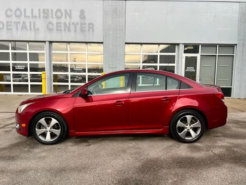 Used 2011 Chevrolet Cruze LT w/ RS Package image 3