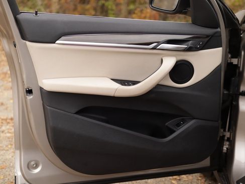 Used 2021 BMW X1 xDrive28i w/ Convenience Package image 24