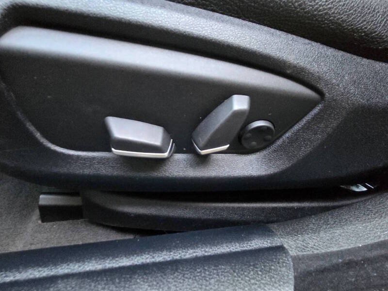 Used 2014 BMW 528i Sedan RWD image 16