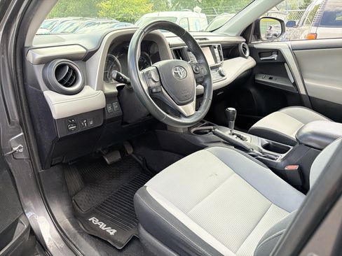 Used 2016 Toyota RAV4 XLE w/ Convenience Package AWD/4WD image 7