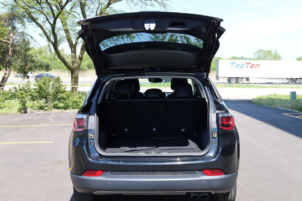 Used 2022 Jeep Compass Limited AWD/4WD image 8
