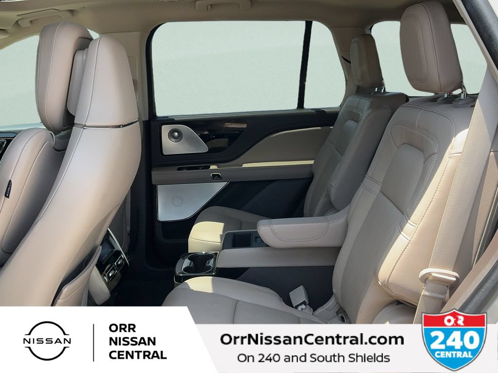 Used 2023 Lincoln Aviator Reserve w/ Equipment Group 201A RWD image 13