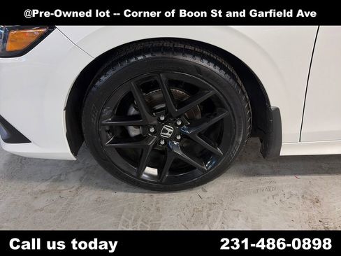 Used 2024 Honda Civic Sport image 10