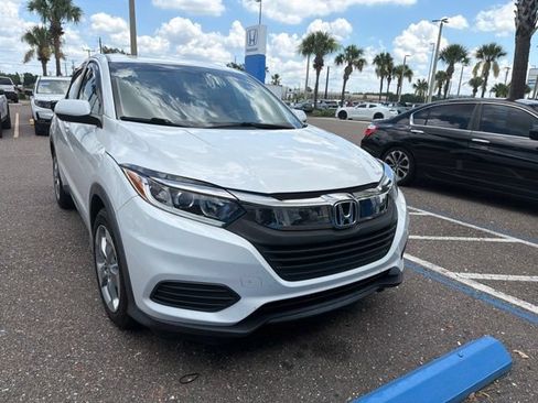 Used 2020 Honda HR-V LX image 2