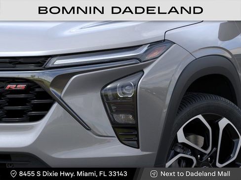 New 2026 Chevrolet Trax RS w/ Sunroof Package image 11