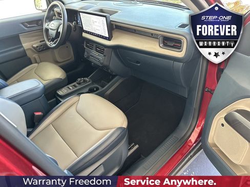 Used 2025 Ford Maverick Lariat w/ 4K Tow Package AWD/4WD image 36