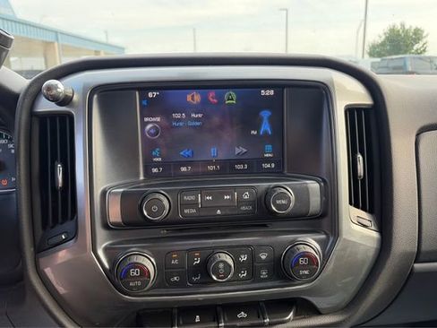Used 2015 Chevrolet Silverado 2500 LT w/ LT Convenience Package AWD/4WD image 13