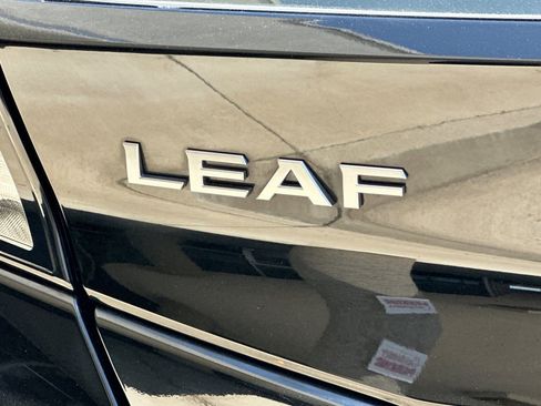 Used 2024 Nissan Leaf S FWD image 26