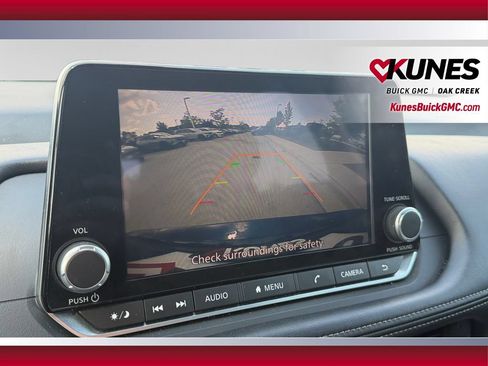 Used 2025 Nissan Rogue SV AWD/4WD image 27
