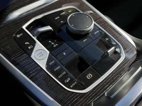 New 2026 BMW X5 xDrive50e w/ M Sport Package image 12