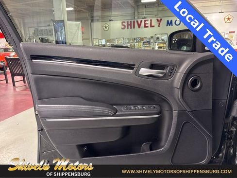 Used 2019 Chrysler 300 S w/ 300S Premium Group 2 image 12