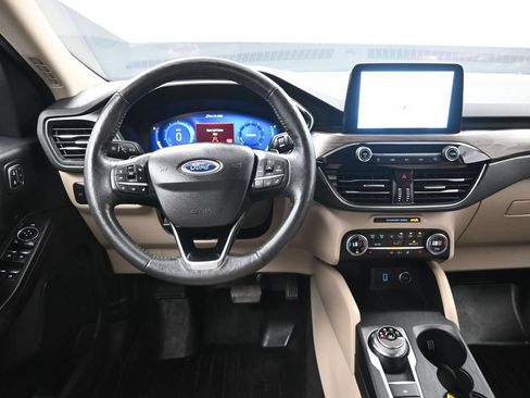 Used 2020 Ford Escape Titanium AWD/4WD image 33