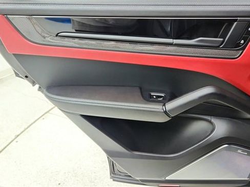 Used 2024 Porsche Cayenne Turbo GT image 35