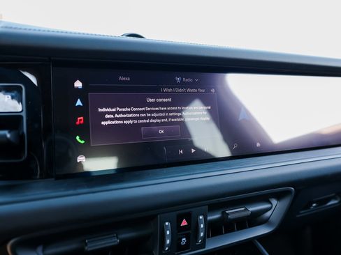 New 2026 Porsche Cayenne GTS image 18