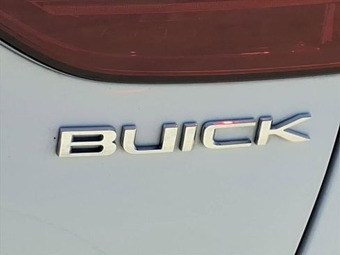 Used 2024 Buick Envision Preferred image 12