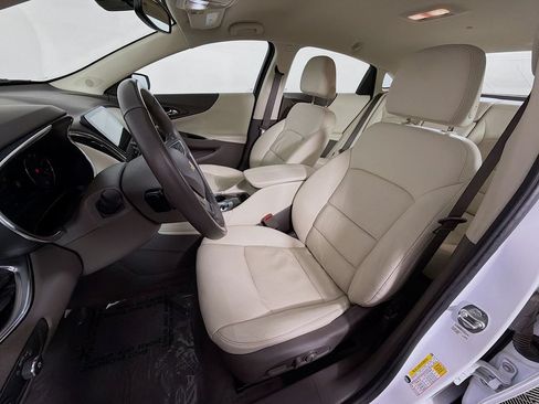 Used 2024 Chevrolet Malibu LT FWD image 22