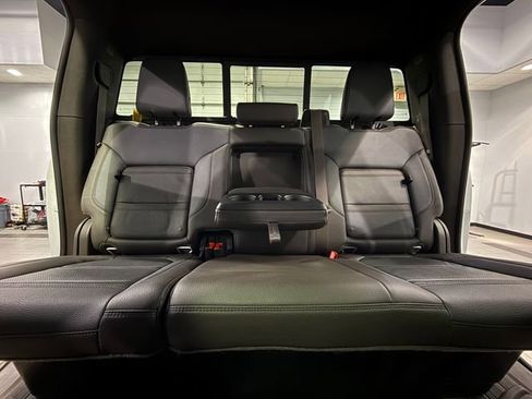 Used 2022 GMC Sierra 2500 Denali w/ Denali Ultimate Package image 28