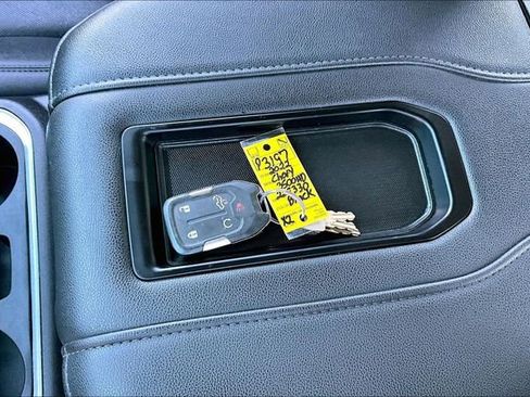 Used 2022 Chevrolet Silverado 3500 LTZ w/ LTZ Convenience Package image 36