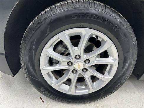 Used 2020 Chevrolet Equinox LT image 14