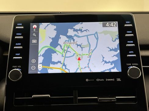 Used 2022 Toyota Avalon Limited image 18