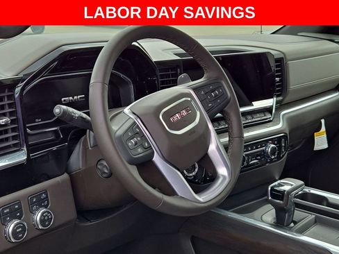 Used 2025 GMC Sierra 1500 SLT w/ SLT Premium Plus Package AWD/4WD image 14